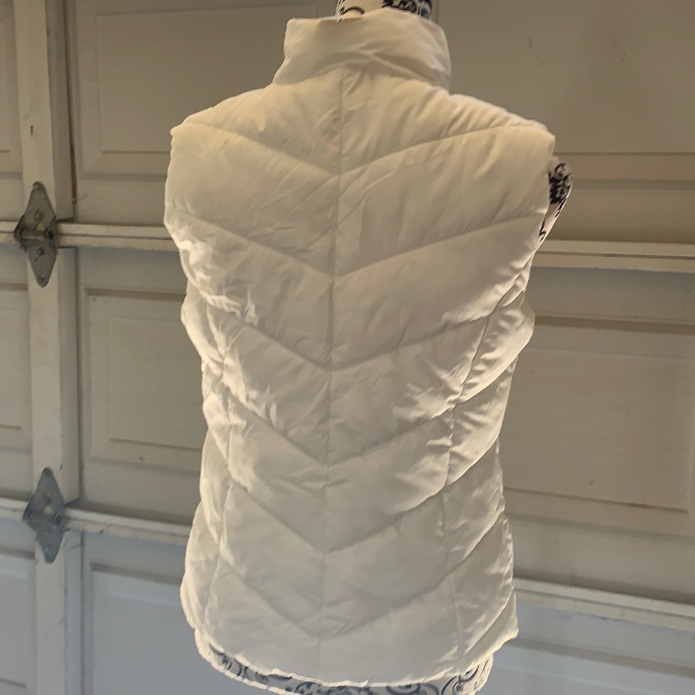 White vest from Aeropostale